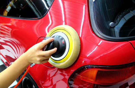 高品質な施工でツヤツヤと輝く塗装に | 太田市で車のことなら整備など幅広く対応するCARmine